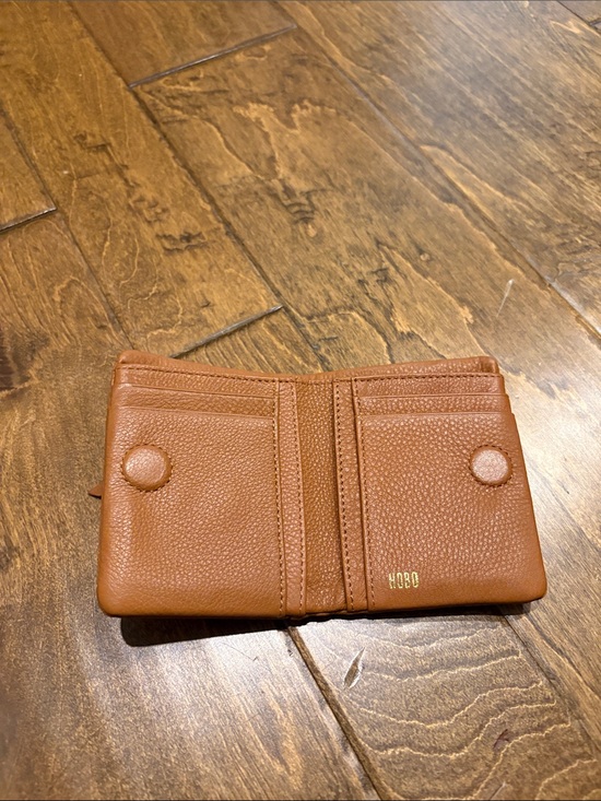 HOBO Handbags - HOBO Cognac Pebbled Leather Card & Key Holder